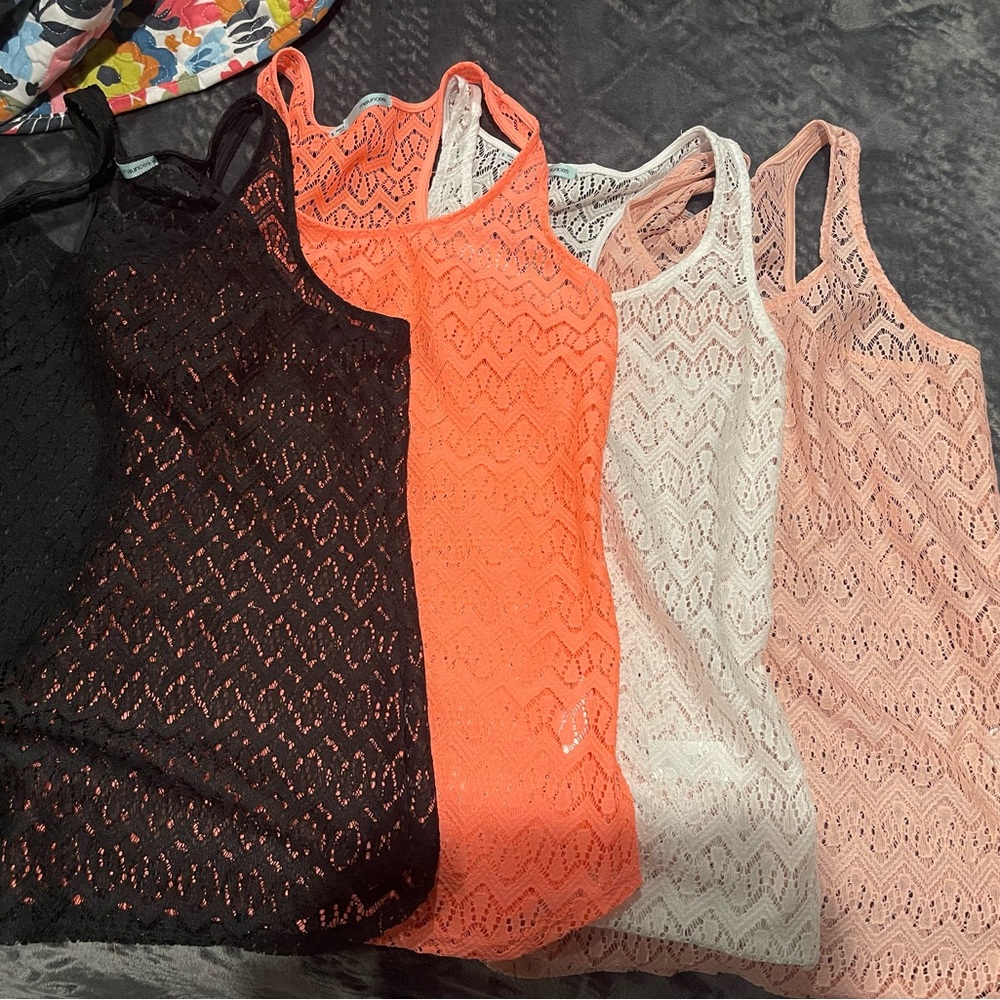 Lace tank bundle (small)